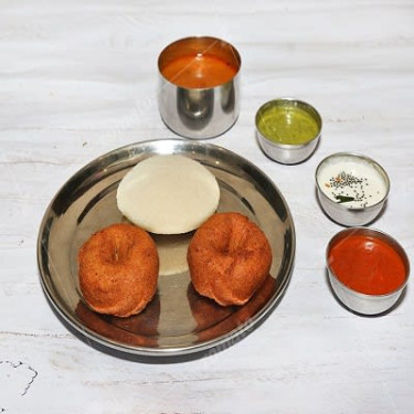 Idli Vada(3Pcs)