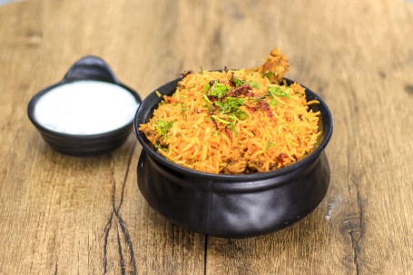 Chicken Zafrani Biryani With Gravy