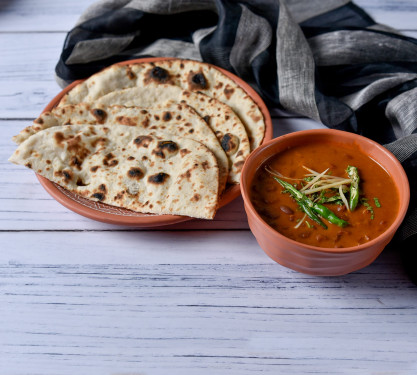 Rajmah Sabji 5 Tawa Roti Salad