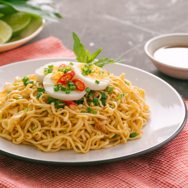 Egg Bhurji Maggi [4Eggs- Deal Of The Day]