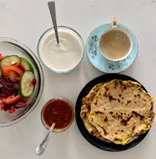 Aloo Paratha+Gobhi Paratha+Dahi+Chai