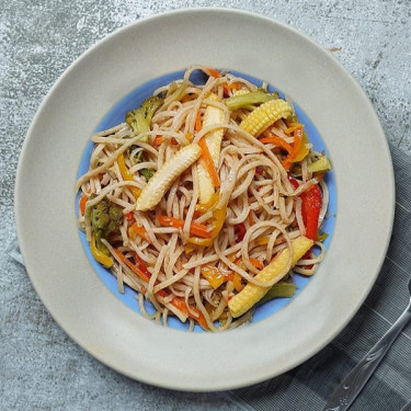 Chilli Garlic Noodles[Serves 2]