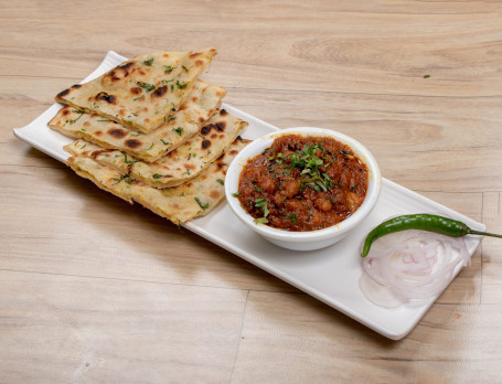 Amritsari Onion Kulcha Combo