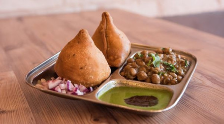 Samosa Wih Chana