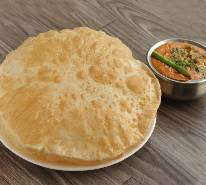 Chole Bhature Raita