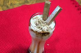 Crunchy Kitkat Thick Milkshake