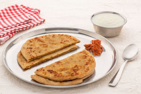 Gobhi Pyaz Paratha Combo