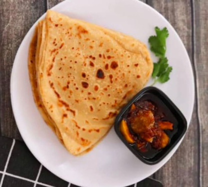 Plain Triangle Parantha