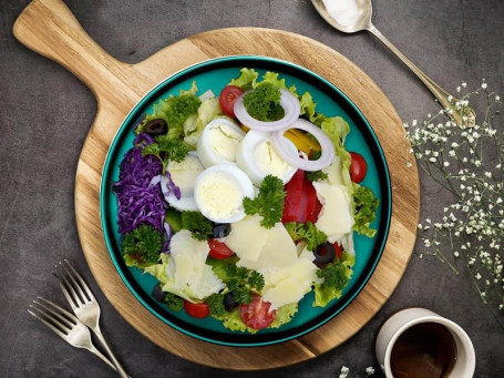 Three Pepper Egg Caesar Salad