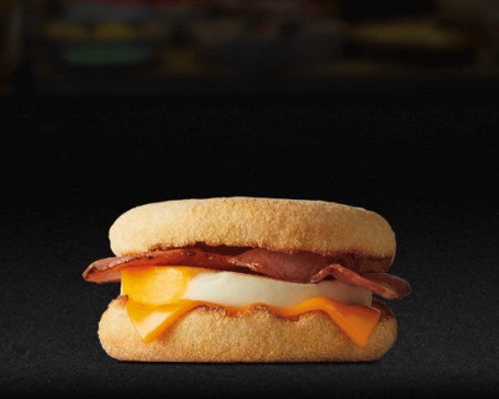 Mcmuffin All'uovo Con Pancetta