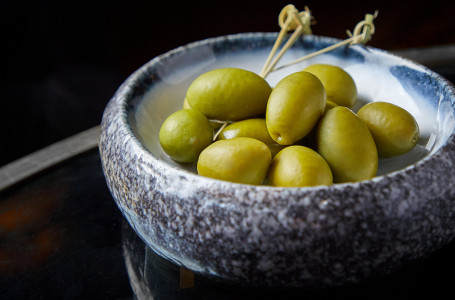 Giant Apulian Cerignola Olives