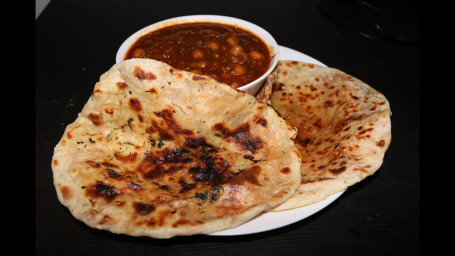 Aloo Kulcha Tawa (1Pc) Chole