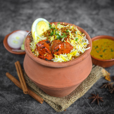 Dum Chicken Tikka Biryani 4 Pcs Tikka 800 Gms