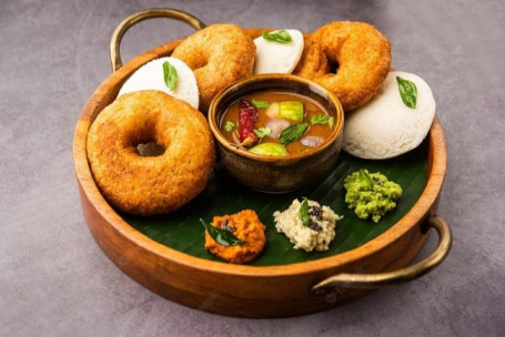 1Idli+1Vadaa+250Gm Samber+Nariyal Chatni