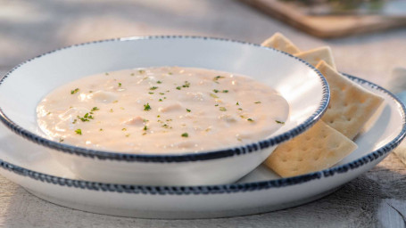 Ciotola Di Chowder All'inglese Di New England