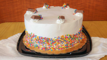 Torta Di Coriandoli Con Impasto Per Torta