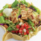 Insalata Classica Di Tostada Di Pollo