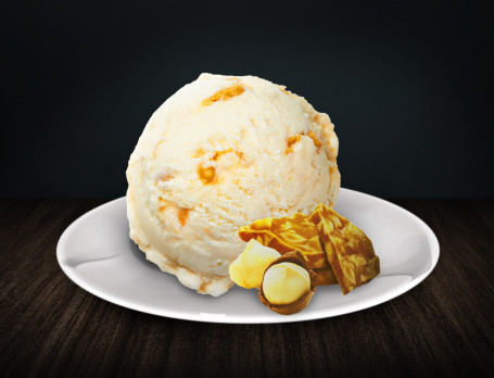 Macadamia Nut Brittle Scoop