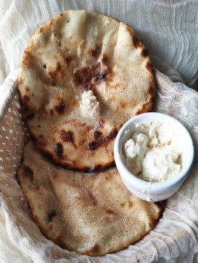 Kashmiri Girda Roti