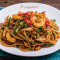 Asciugato Curry Uova Noodle Con Pollo A Vapore