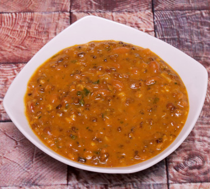 Dal Makhani (Must Try)