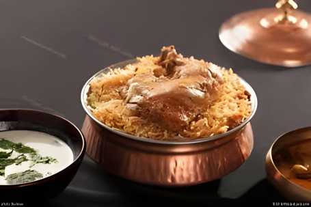 Bucket Chicken Biryani[Family Pack]