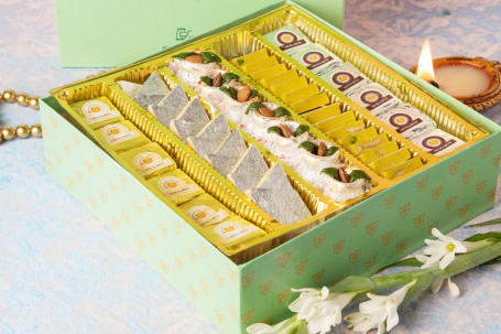 Kaju Sweets Bites Assortment