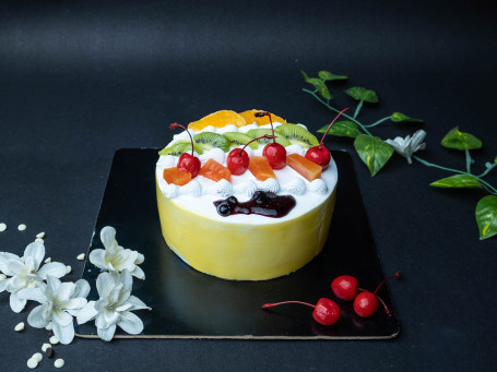 Fresh Fruit Cake (1/2 Kg) (Eggless)