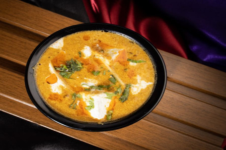 Matar Paneer (Brown Gravy)