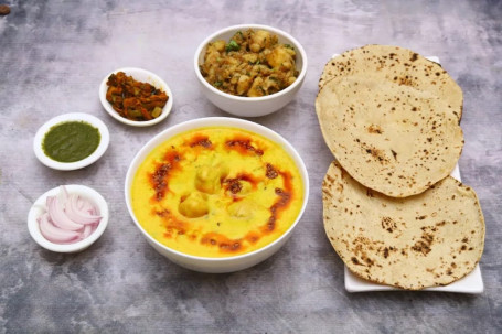 Kadhi With Tawa Roti 2Pc)