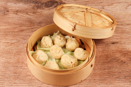 Veg Cheese Momos (8 Pcs)