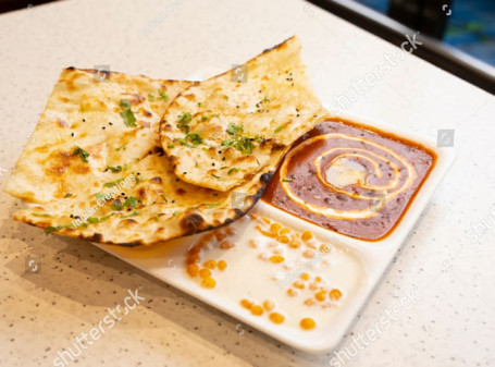 Dal Makhani With Tandoori Roti