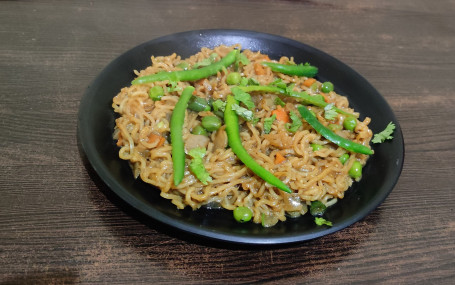 Special Chilli Garlic Masala Maggi