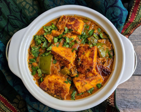 Hyderabadi Paneer Tikka Masala