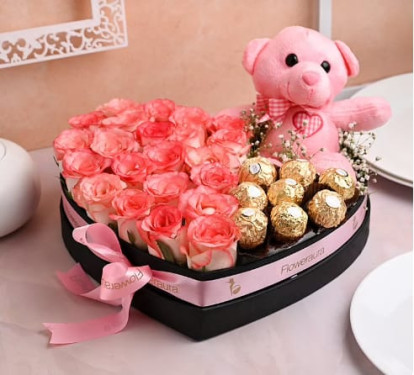 Hearty Choco Floral Hamper