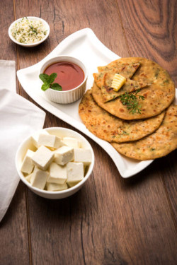 Paneer Onion Paratha (2 Pcs) Dahi Sabji