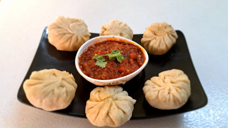 Veg Momos [Per Plate] [8 Pcs]