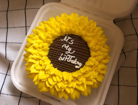 Sunflower Cake (500G)