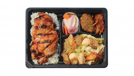 Bento Box Con Filetto Di Pollo Alla Griglia