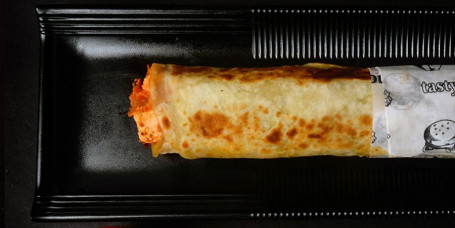 Achari Soya Tikka Rumali Roll