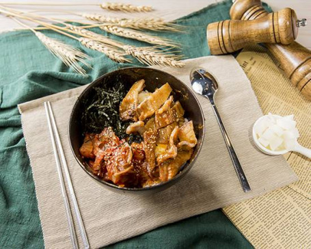 韓式豬五花蓋飯 Korean Donburi With Pork Belly