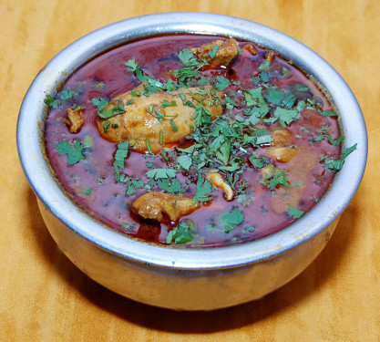 Chicken Handi Half (8Pcs.