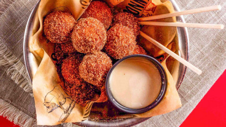 Buchi Di Ciambella Di Zucchero Alla Cannella