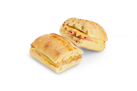 Panini Con Prosciutto E Formaggio Cheddar