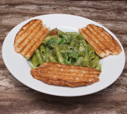 Green Penne Pasta [Served For 2]