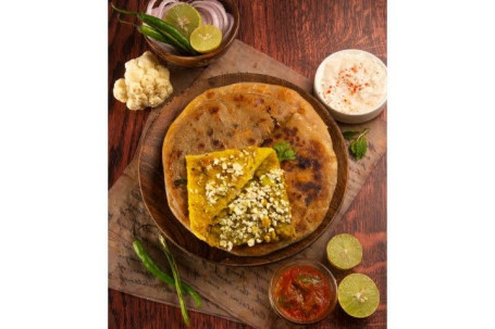 Mast Gobi Paratha (Large 300Gms)