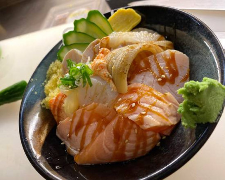 綜合燒霜丼