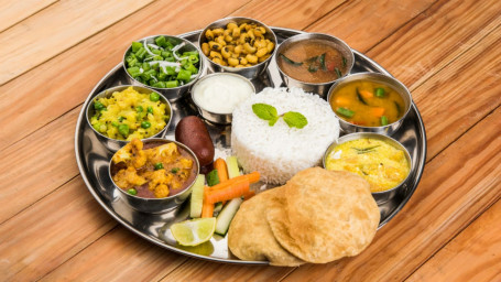 Jainam Veg Thali