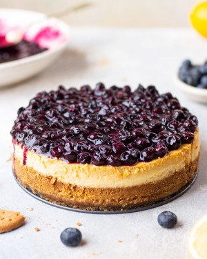 Blue Berry Cheese Cake (1 Pound)