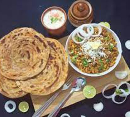 Paratha With Paneer Bhurji